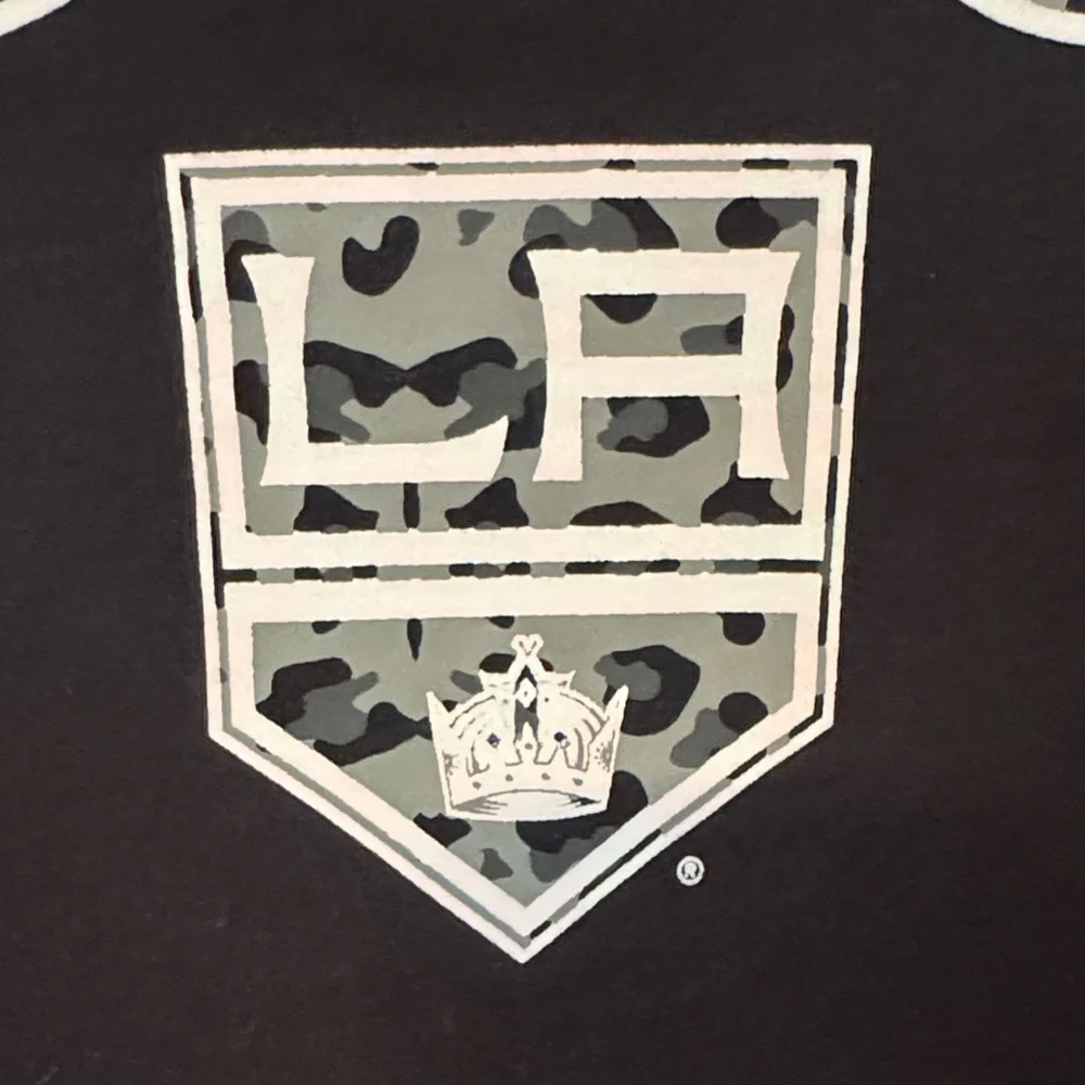 '47 LA Kings Black Kings Sweatshirt - Picture 2 of 7